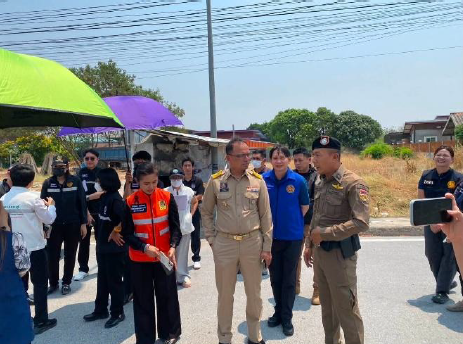 งานจราจร ลงพื้นที่ร่วมกับส่วนราชการ สำรวจสภาพแวดล้อมบนพื้นผิวถนน